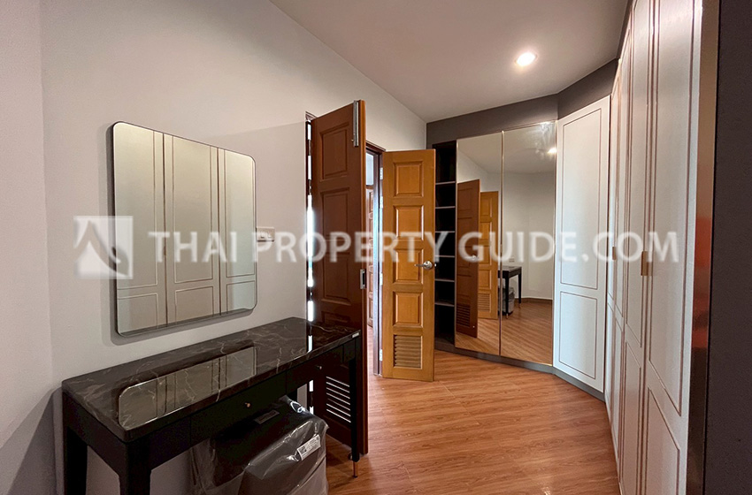 Condominium in Sathorn 